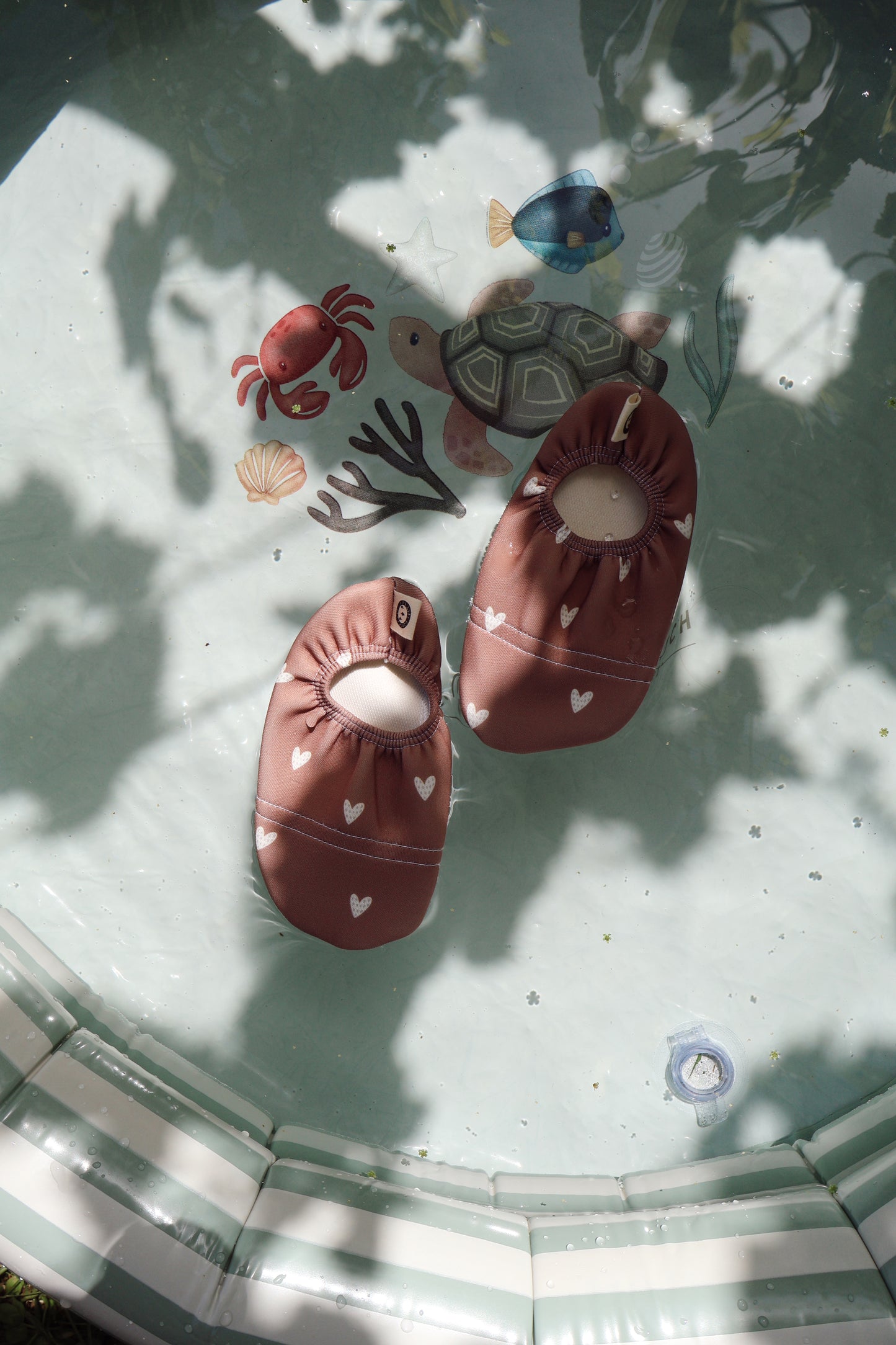 Swim shoes Herzchen