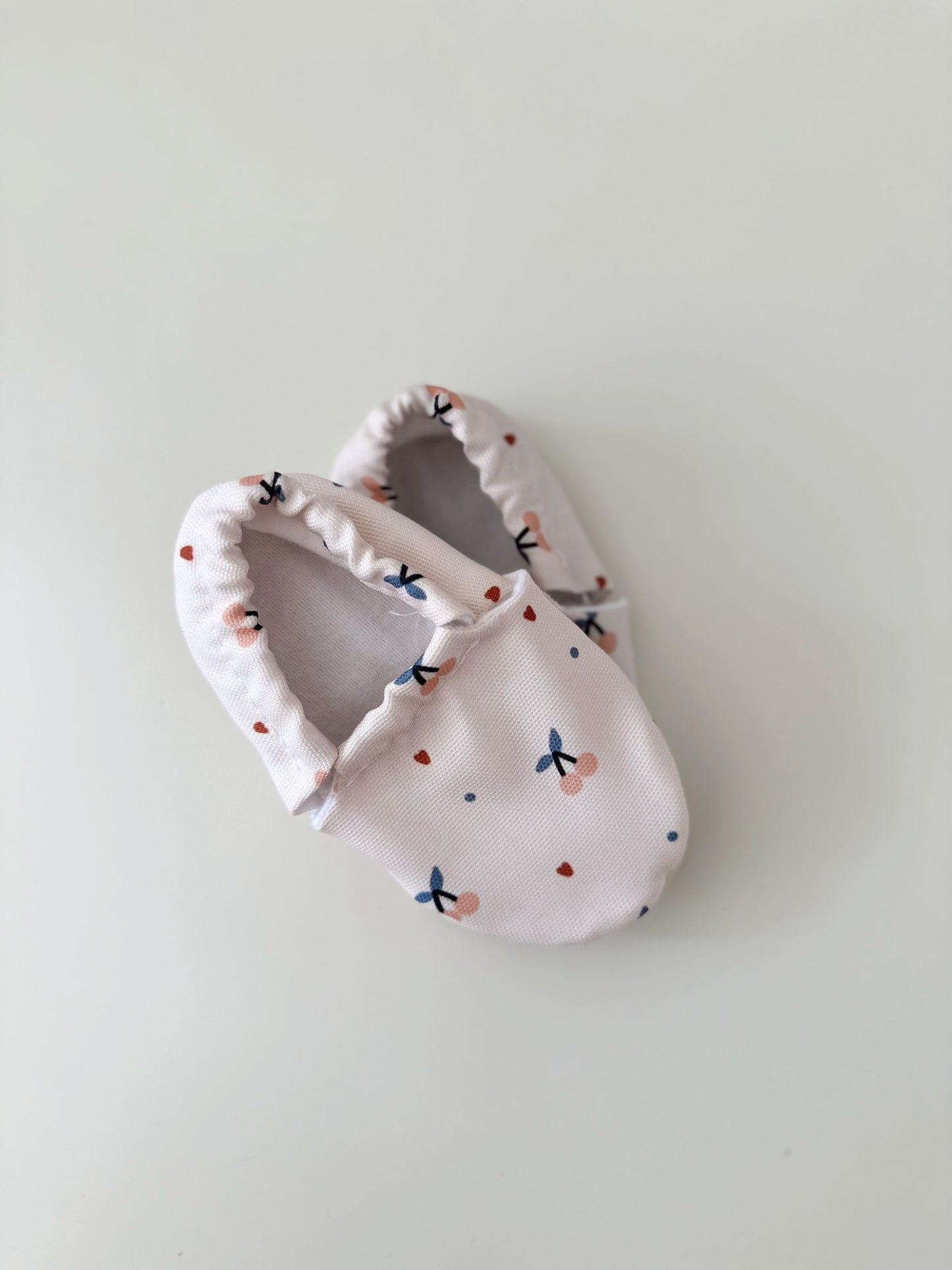 Krabbelschuhe Cherry