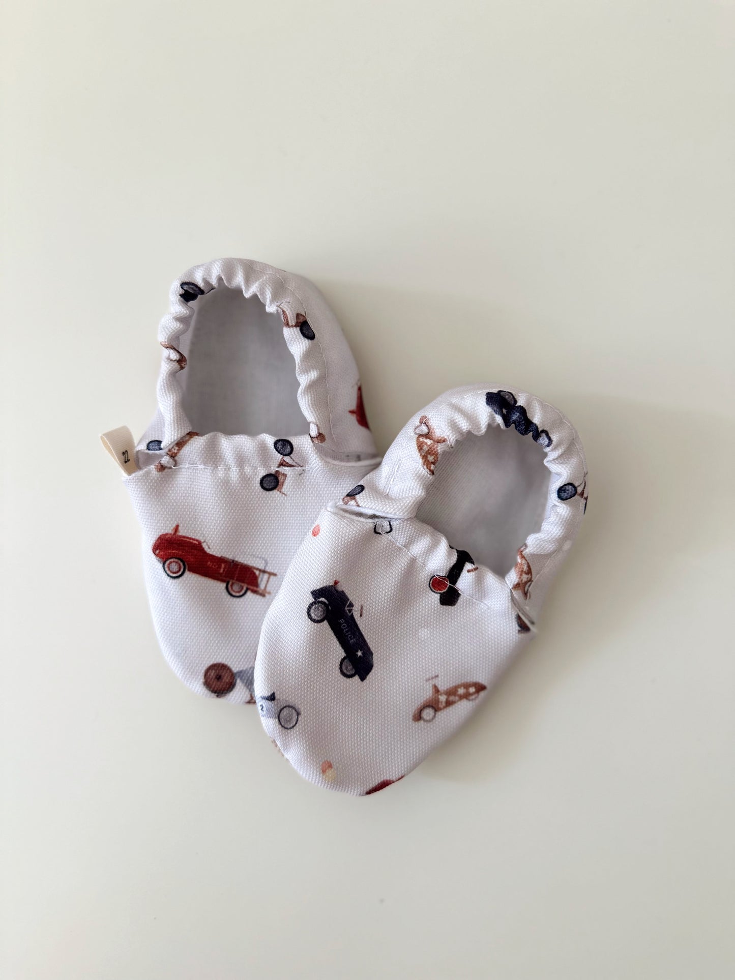 Krabbelschuhe Retro Car