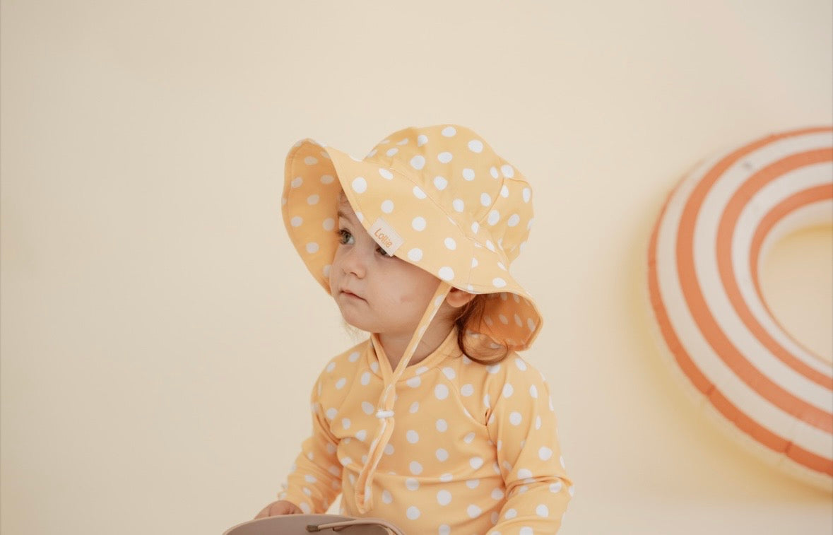 Beach Hat Dots