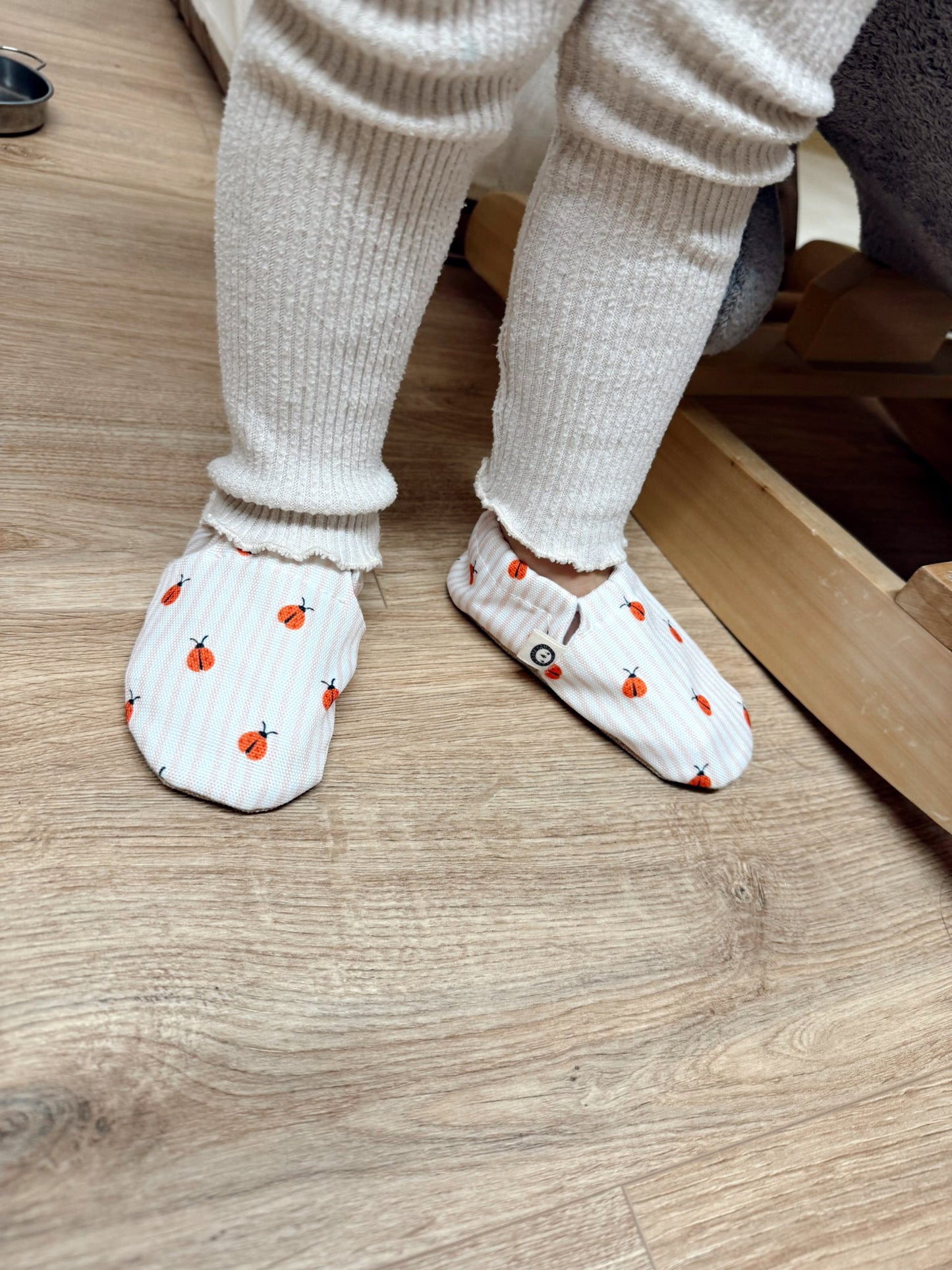 Krabbelschuhe Ladybug