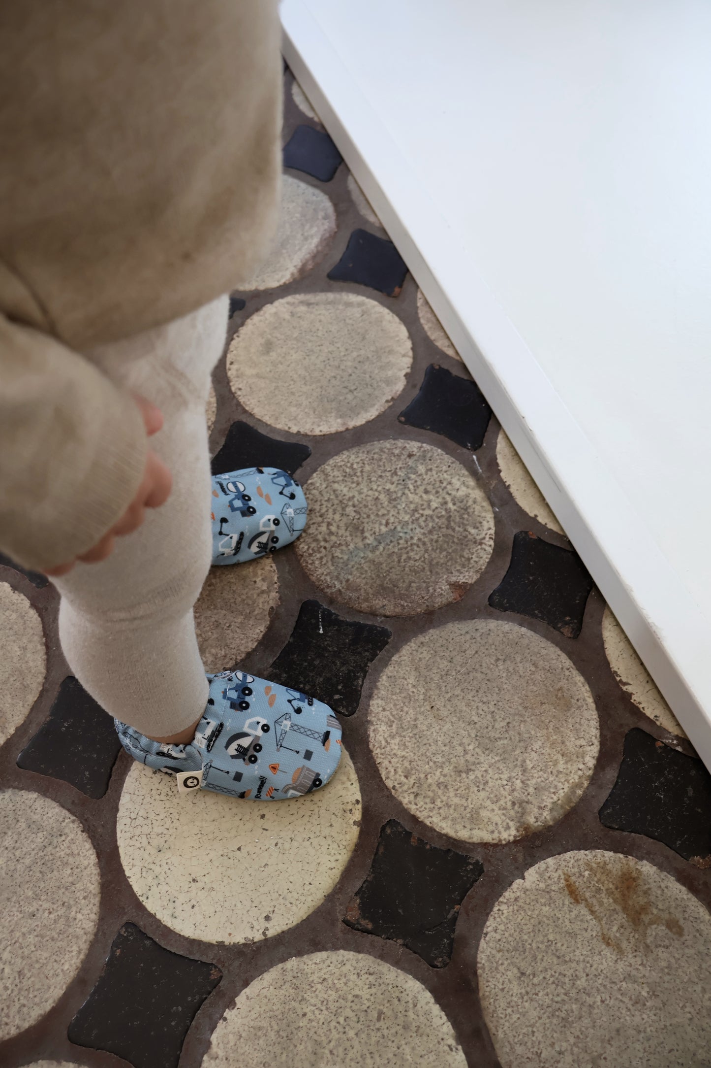 Krabbelschuhe Little Build